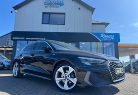Audi A3 SPORTBACK TFSI S LINE MHEV AUTO 2
