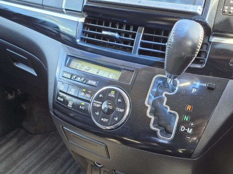 Toyota Estima Auto+Petrol+LowMiles+7Seater 18