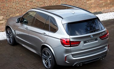 BMW X5 M 12