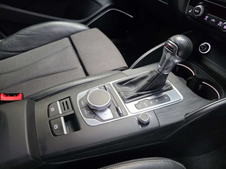 Audi A3 1.5 TFSI CoD 35 Black Edition Saloon 4dr Petrol S Tronic Euro 6 (s/s) (150 14