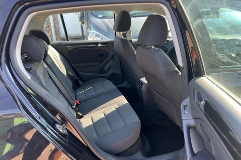 Volkswagen Golf MATCH TDI DSG - 2 OWNERS - 9 SERVICES -LOW MILEAGE - JUST ARRIVED 4