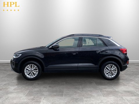 Volkswagen T-Roc 1.5 TSI Life SUV 5dr Petrol Manual Euro 6 (s/s) (150 ps) 4