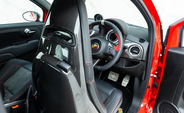 Abarth 695 Tributo Ferrari 16