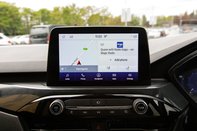 Ford Kuga ST-LINE X 23