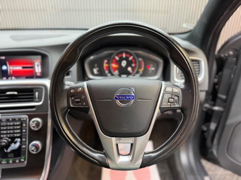 Volvo V60 2.0 D4 R-Design Lux Nav Euro 6 (s/s) 5dr 52