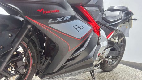Lexmoto LXR 2020 21K RUNNING PROJECT SPORTS BIKE 125CC LEARNER 11