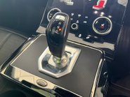Land Rover Range Rover Evoque 2.0 D200 R-DYNAMIC HSE MHEV 18