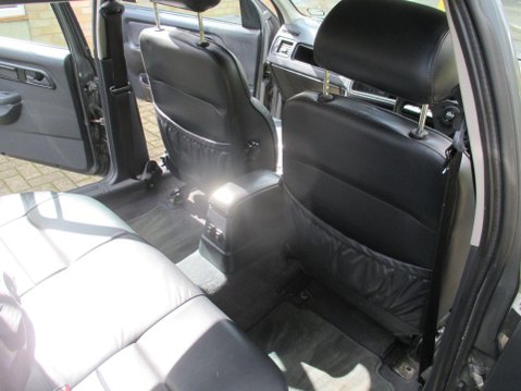 Ford Sierra 2.0 Ghia 5dr 24