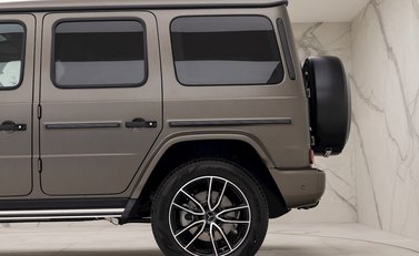 Mercedes-Benz G Series AMG Line Premium Plus 29