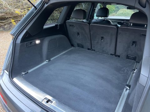 Audi Q7 3.0 TFSIe V6 55 S line SUV 5dr Petrol Plug-in Hybrid Tiptronic quattro Euro 96