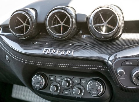 Ferrari F12 Berlinetta 16