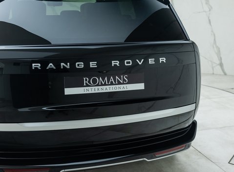 Land Rover Range Rover D350 AUTOBIOGRAPHY LWB 7 Seater 29