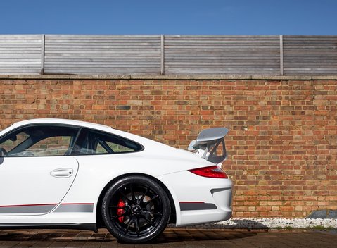 Porsche 911 GT3 RS 4.0 LHD 31