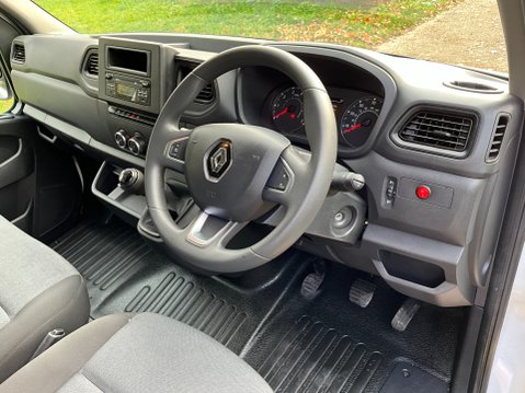 Renault Master 2.3 dCi ENERGY 35 Business FWD LWB LUTON Euro 6 (s/s) 2dr 12