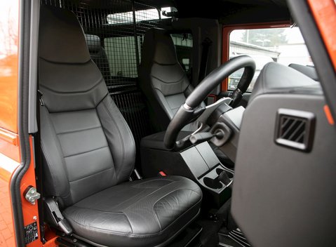 Land Rover Defender 90 Adventure Edition 12