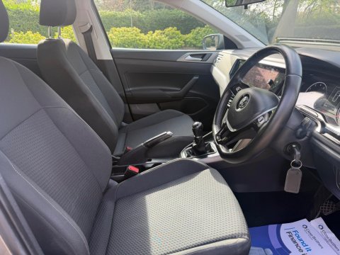 Volkswagen Polo 1.0 SE Euro 6 (s/s) 5dr 13