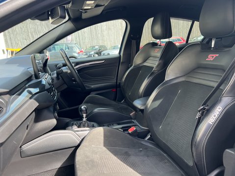 Ford Focus 2.3T EcoBoost ST Hatchback 5dr Petrol Manual Euro 6 (s/s) (280 ps) 18