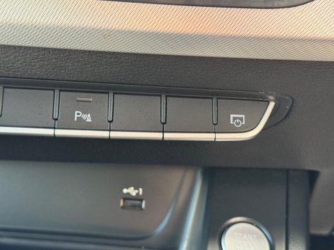 Audi A4 2.0 TDI 35 Technik S Tronic Euro 6 (s/s) 5dr 36