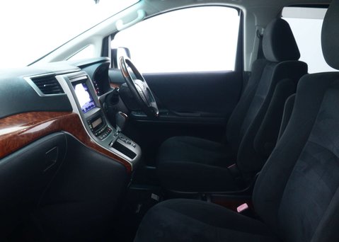 Toyota Vellfire 2.4 PETROL AUTO 5dr 43