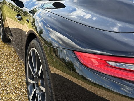 Porsche 911 C2S CONVERTIBLE 20