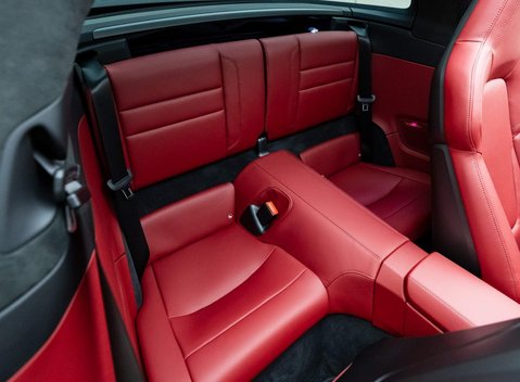 Porsche 911 Targa 4 GTS (992) 11