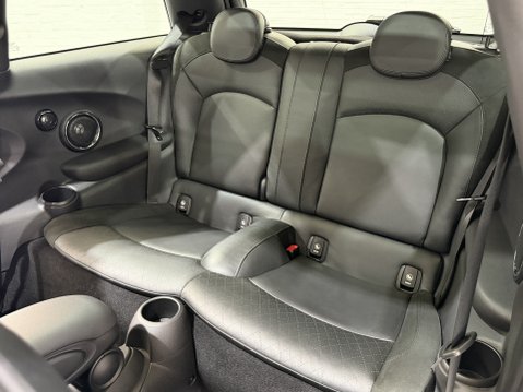 Mini Hatch COOPER S 35