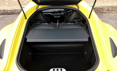 Ferrari F12 Berlinetta 26