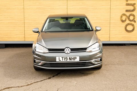 Volkswagen Golf MATCH TSI 5