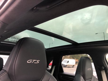 Porsche Cayenne 4.0 V8 GTS TIPTRONIC 1 owner with 45000m and £25000 of factory options 16