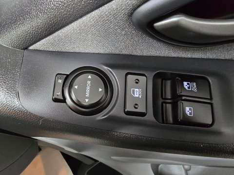 Hyundai I800 2.5 CRDi SE Nav Euro 6 5dr 30