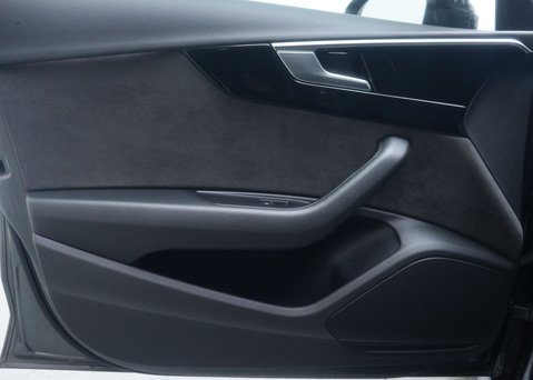 Audi A4 2.0 A4 S Line Black Edition 35 TFSI Semi-Auto 4dr 54