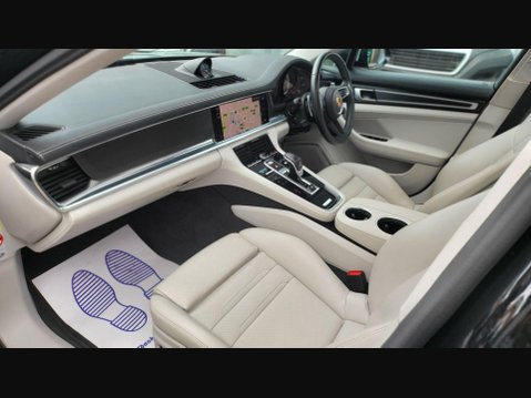 Porsche Panamera PDK 2