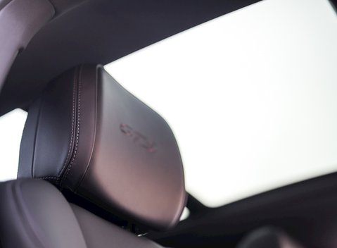 Porsche Macan GTS 21