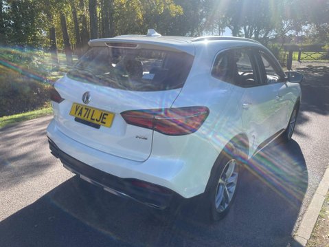 MG HS 1.5 T-GDI Exclusive DCT Euro 6 (s/s) 5dr 50