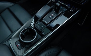 Porsche 911 Carrera S (992) 25