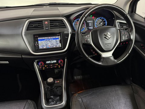 Suzuki SX4 S-Cross SZ5 ALLGRIP 1.6 MANUAL 4WD 15