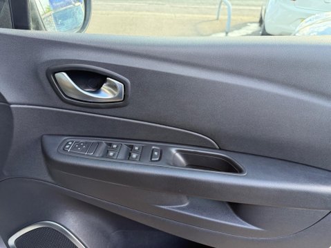 Renault Captur 0.9 TCe ENERGY Dynamique Nav Euro 6 (s/s) 5dr 26