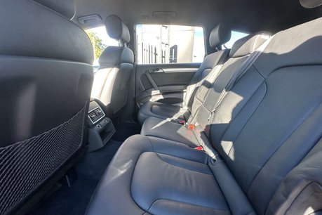 Audi Q7 3.0 TDI V6 S line Plus SUV 5dr Diesel Tiptronic quattro Euro 5 (s/s) (204 p 24