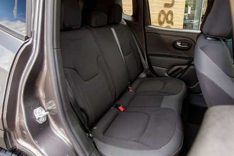 Jeep Renegade NIGHT EAGLE 35