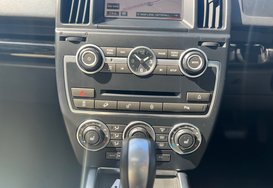 Land Rover Freelander SD4 METROPOLIS 37