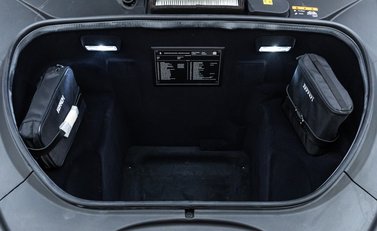 Ferrari F8 Spider 44