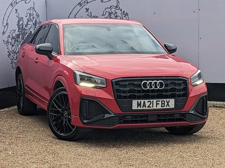 Audi Q2 TFSI S LINE BLACK EDITION