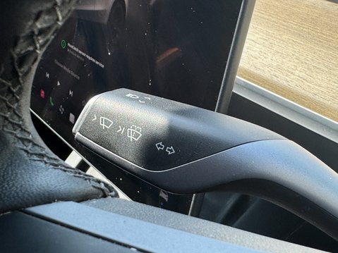 Tesla Model Y Dual Motor Performance SUV 5dr Electric Auto 4WDE (426 bhp) 16