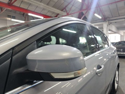 Ford Focus 1.6 Focus Zetec 105 5dr 95