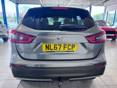 Nissan Qashqai 1.6 DIG-T Tekna+ Euro 6 (s/s) 5dr 4