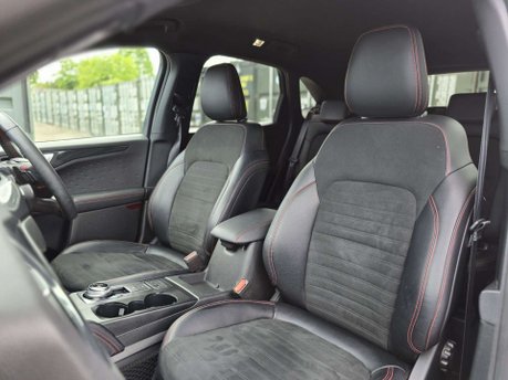 Ford Kuga 1.5 EcoBlue ST-Line SUV 5dr Diesel Auto Euro 6 (s/s) (120 ps) 39