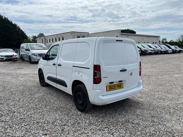 Vauxhall Combo SWB L1H1 Low Roof Sportive Air Con Sensors EURO 6 NO VAT 8