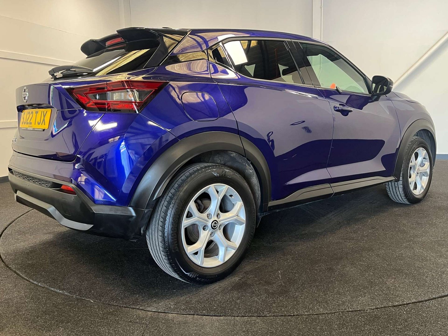 2022 Nissan Juke — image 5
