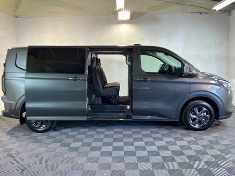 Ford Transit Custom 2.5 320 Duratec 11.8kWh Limited Crew Van Auto L2 H1 Euro 6 5dr 4