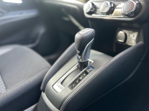 Nissan MICRA IG-T ACENTA XTRONIC 9